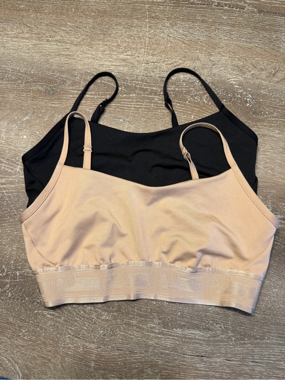 🆕PINK Victoria's Secret Women's Sports Bra Bundle (2)